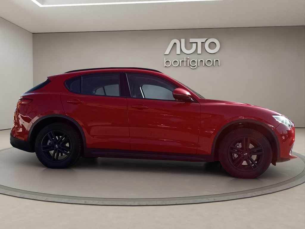 ALFA ROMEO STELVIO 2.0 Q4 280 Super, Essence, Occasion / Utilisé, Automatique - 4