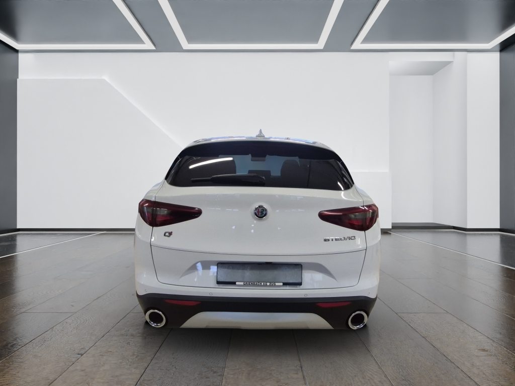 ALFA ROMEO STELVIO 2.0 Q4 280 Super, Essence, Occasion / Utilisé, Automatique - 4