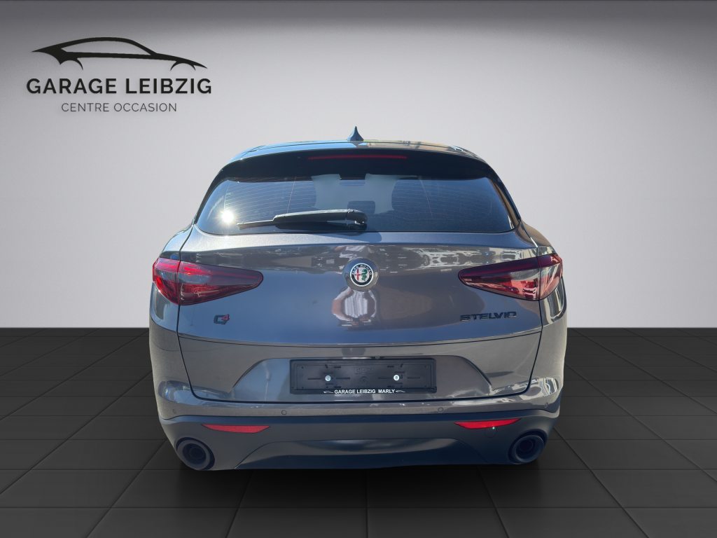 ALFA ROMEO Stelvio 2.0 Q4 Business, Essence, Occasion / Utilisé, Automatique - 4