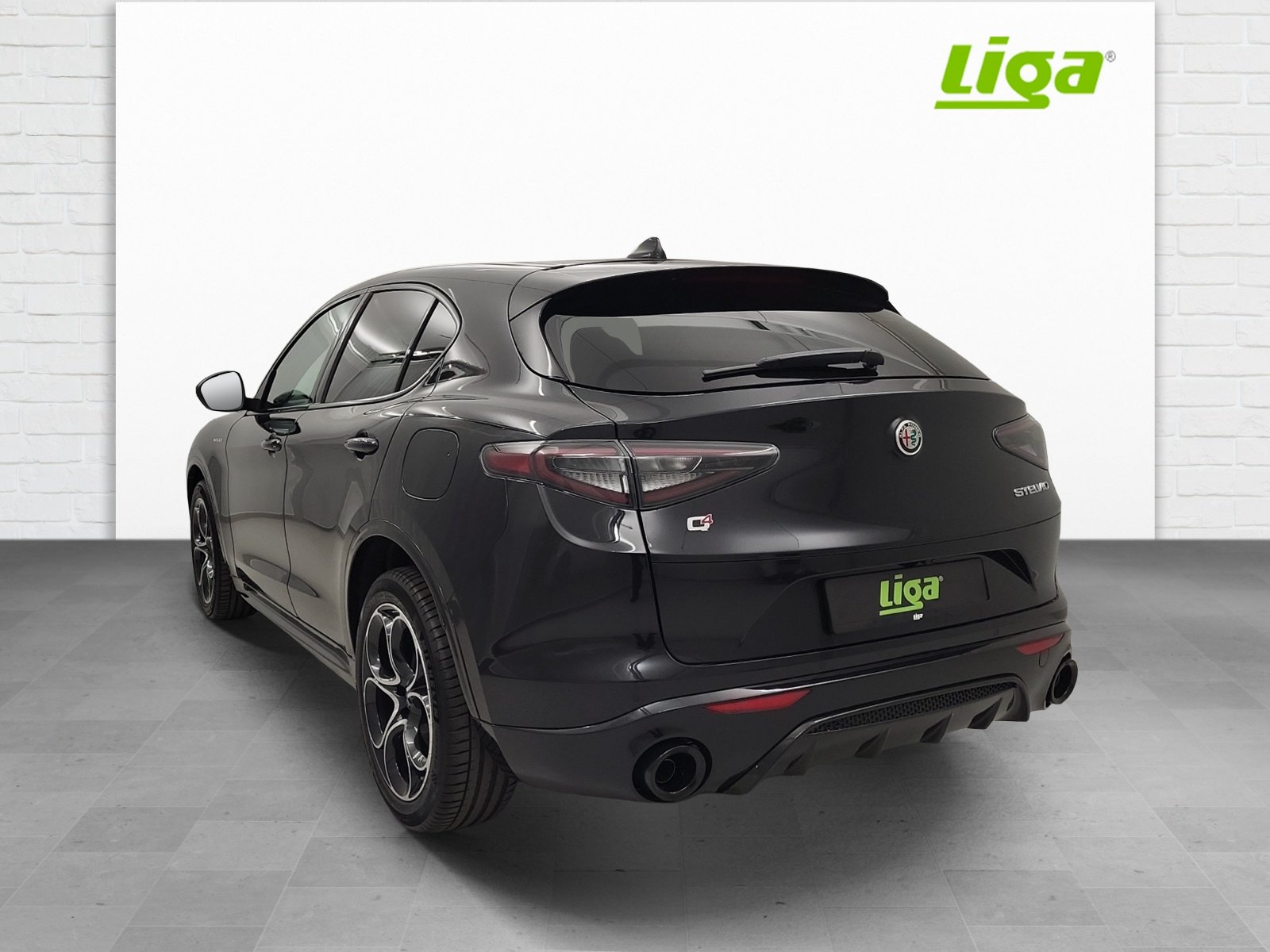 ALFA ROMEO Stelvio 2.0 Q4 280 Veloce Sky, Petrol, Ex-demonstrator, Automatic - 4
