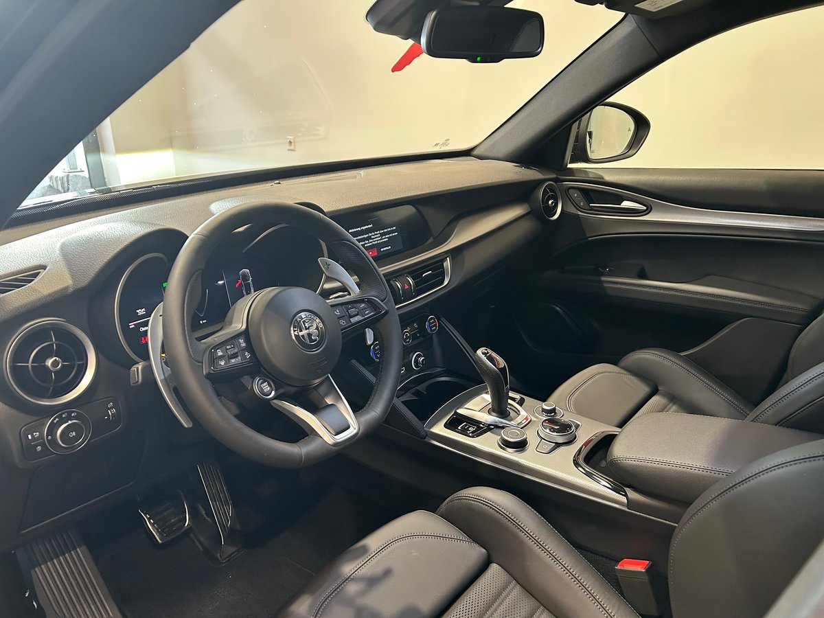 ALFA ROMEO Stelvio 2.2 JTDM Veloce PacK Tow Hook Q4 AT8, Diesel, Auto nuove, Automatico - 5