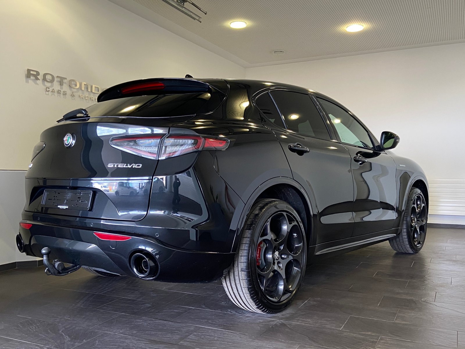 ALFA ROMEO Stelvio 2.0 Veloce Pack Tow Hook 21" Q4 AT8, Benzina, Auto nuove, Automatico - 4