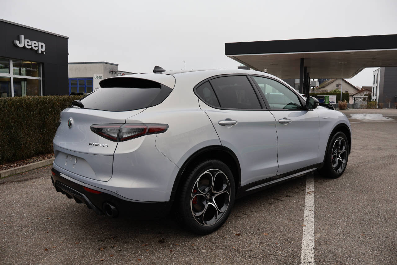 ALFA ROMEO Stelvio 2.0 Q4 280 Veloce, Essence, Voiture nouvelle, Automatique - 3