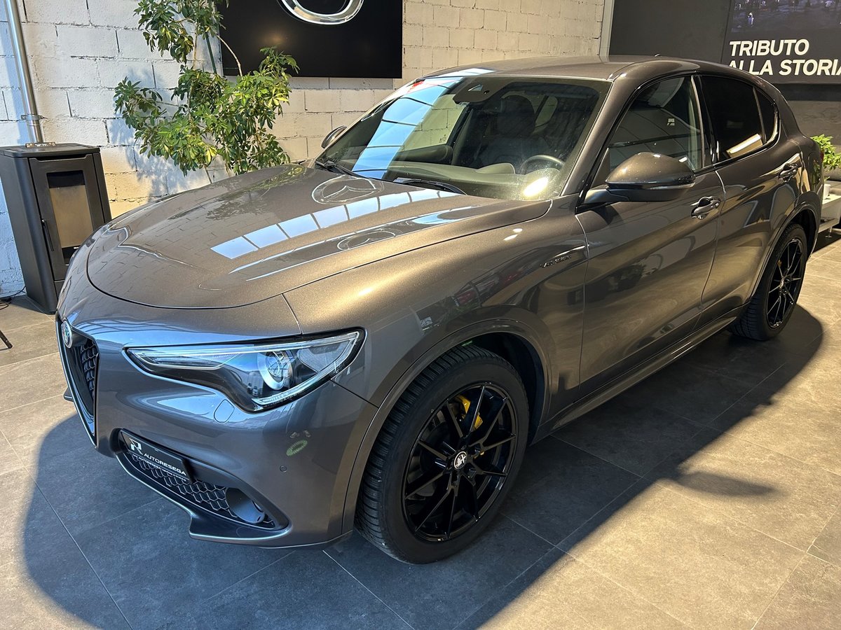ALFA ROMEO Stelvio 2.2JTDM Veloce Q4Automatic, Diesel, Occasion / Gebraucht, Automat - 3
