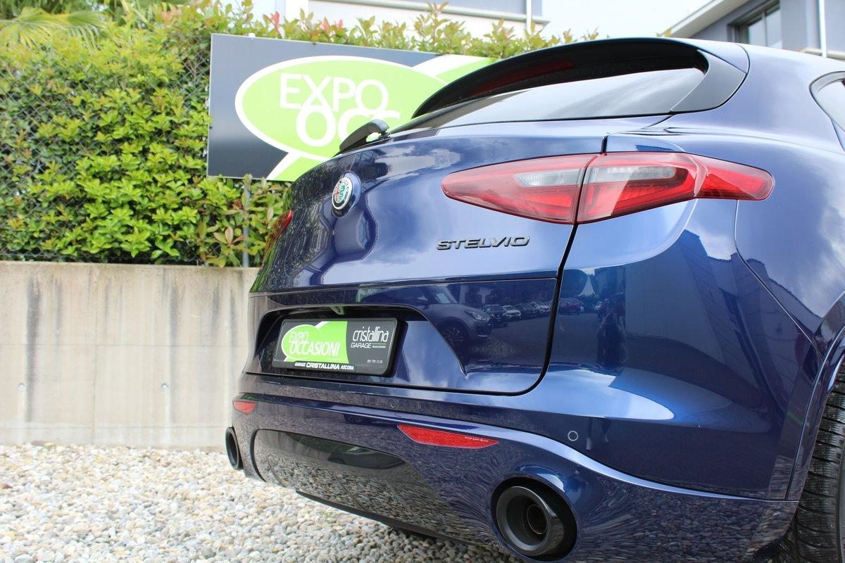 ALFA ROMEO Stelvio 2.0 Q4 280 Veloce, Essence, Occasion / Utilisé, Automatique - 5