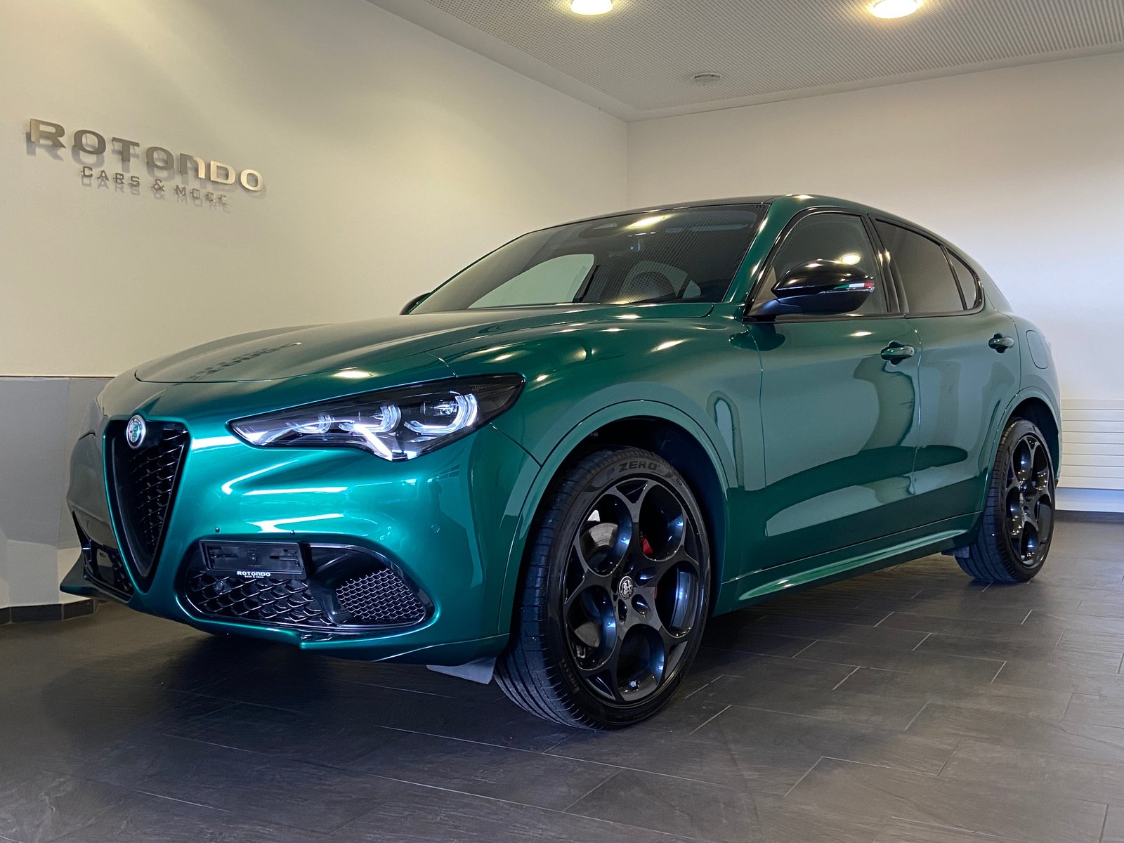 ALFA ROMEO Stelvio 2.0 Tributo Italiano Q4 AT8