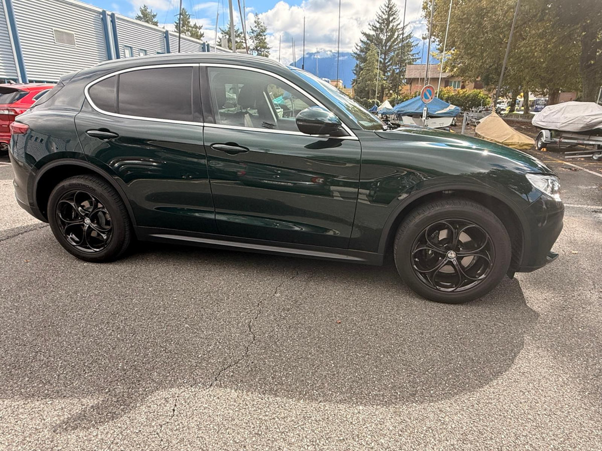 ALFA ROMEO Stelvio 2.0 Q4 280 Ti, Essence, Occasion / Utilisé, Automatique