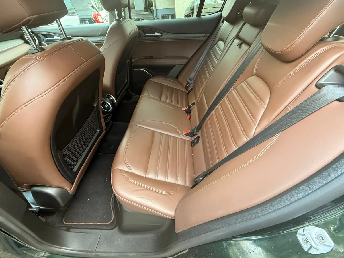 ALFA ROMEO Stelvio 2.0 Q4 280 Ti, Essence, Occasion / Utilisé, Automatique - 6