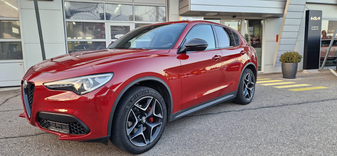 ALFA ROMEO Stelvio 2.0 Q4 280 Ti, Essence, Occasion / Utilisé, Automatique - 2