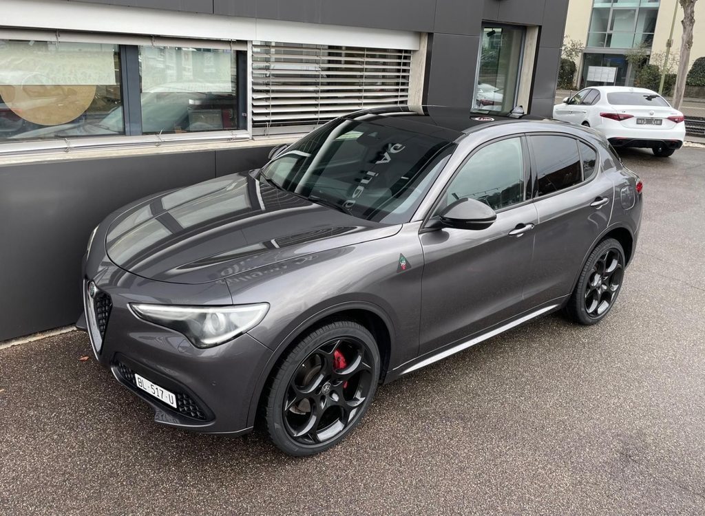 ALFA ROMEO Stelvio 2.0 Q4 280 Veloce, Essence, Occasion / Utilisé, Automatique - 4