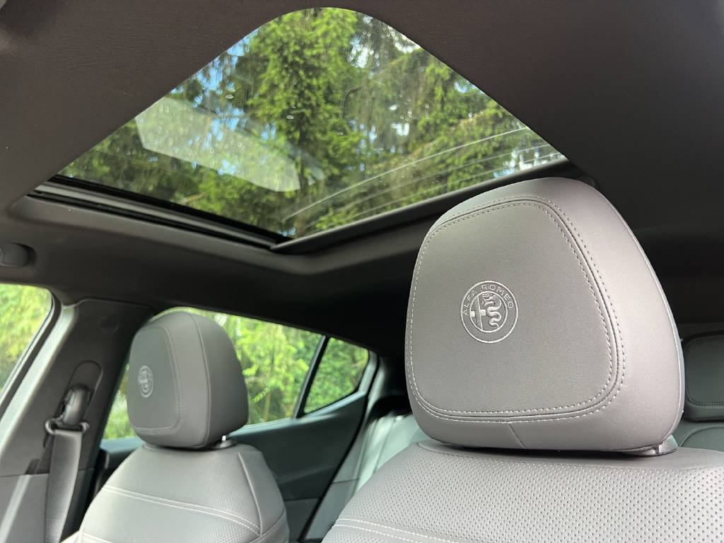ALFA ROMEO Tonale 1.3 Plug-in Hybrid Veloce Q4, Hybride Rechargeable Essence/Électricité, Voiture nouvelle, Automatique - 6