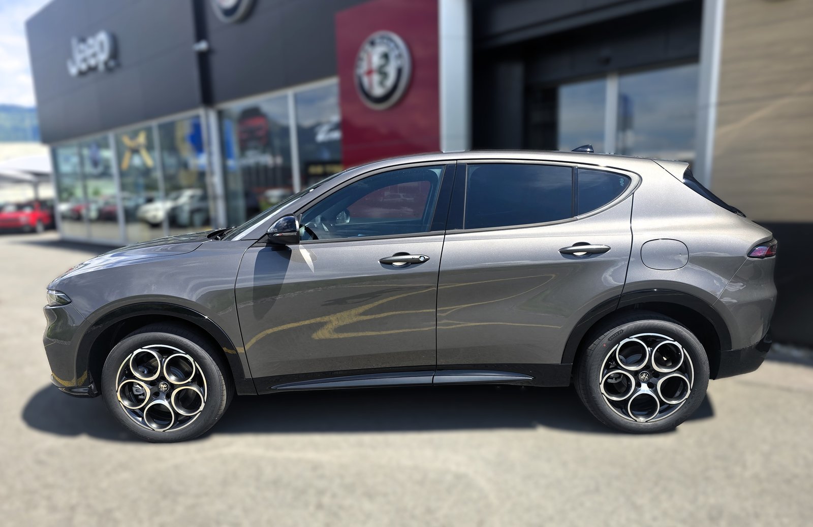 ALFA ROMEO Tonale 1.3 Plug-in-Hybrid Q4 Sprint Edition, Hybride Rechargeable Essence/Électricité, Voiture nouvelle, Automatique - 3