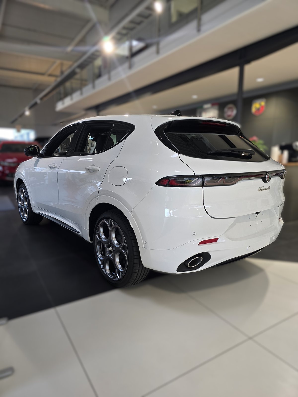 ALFA ROMEO Tonale 1.3 Plug-in-Hybrid Q4 Tributo Italiano, Plug-in-Hybrid Benzin/Elektro, Neuwagen, Automatik - 3