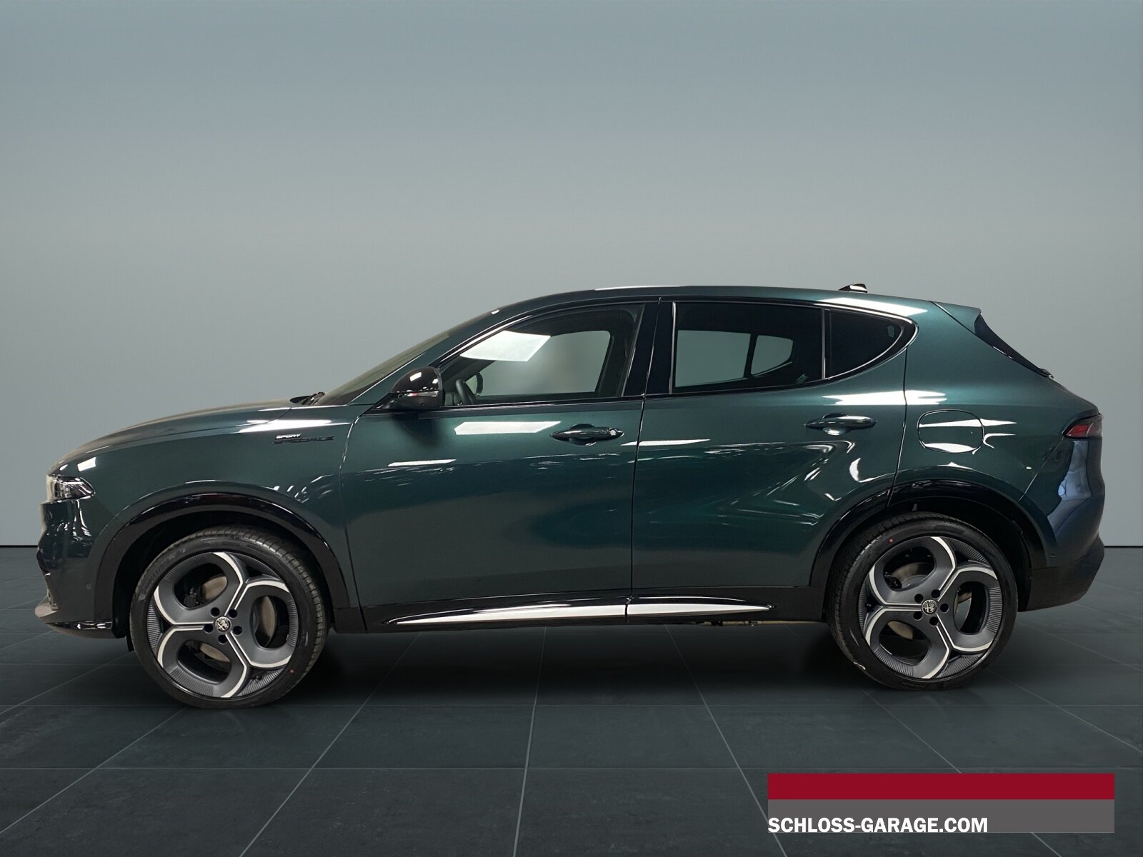 ALFA ROMEO TONALE 1.3 PHEV Sport Spec, Plug-in-Hybrid Benzina/Elettrica, Auto nuove, Automatico - 3