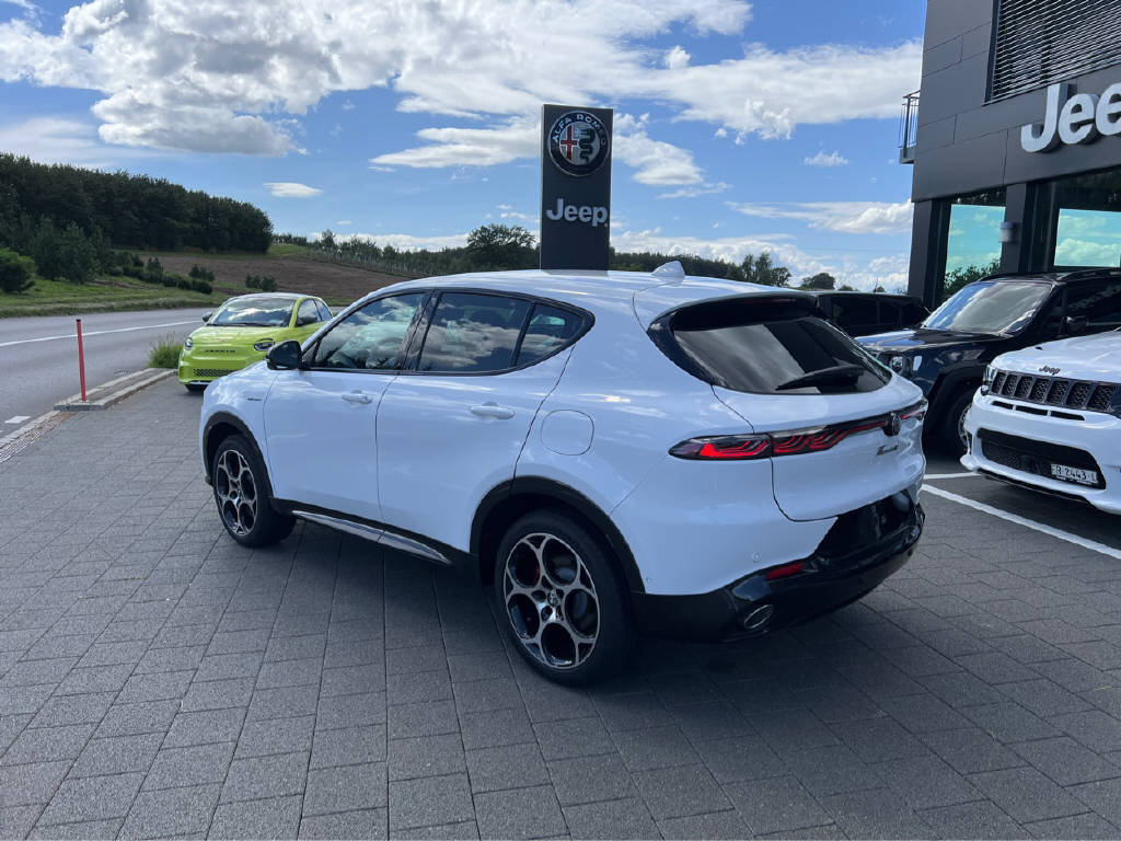 ALFA ROMEO Tonale 1.3 Plug-in Hybrid Veloce Q4, Plug-in-Hybrid Benzin/Elektro, Occasion / Gebraucht, Automatik - 4