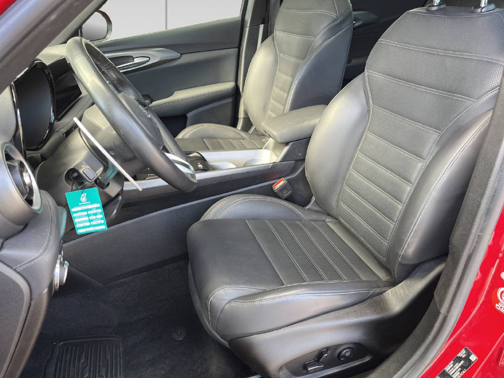 ALFA ROMEO Tonale 1.3 Plug-in Hybrid Veloce Q4, Plug-in-Hybrid Benzin/Elektro, Occasion / Gebraucht, Automatik - 4