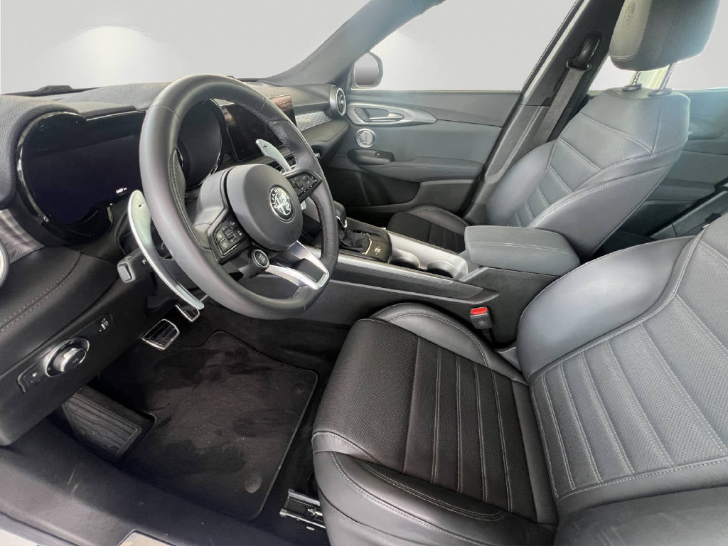 ALFA ROMEO Tonale 1.3 Plug-in Veloce Q4 Premium, Plug-in-Hybrid Benzin/Elektro, Occasion / Gebraucht, Automatik - 6