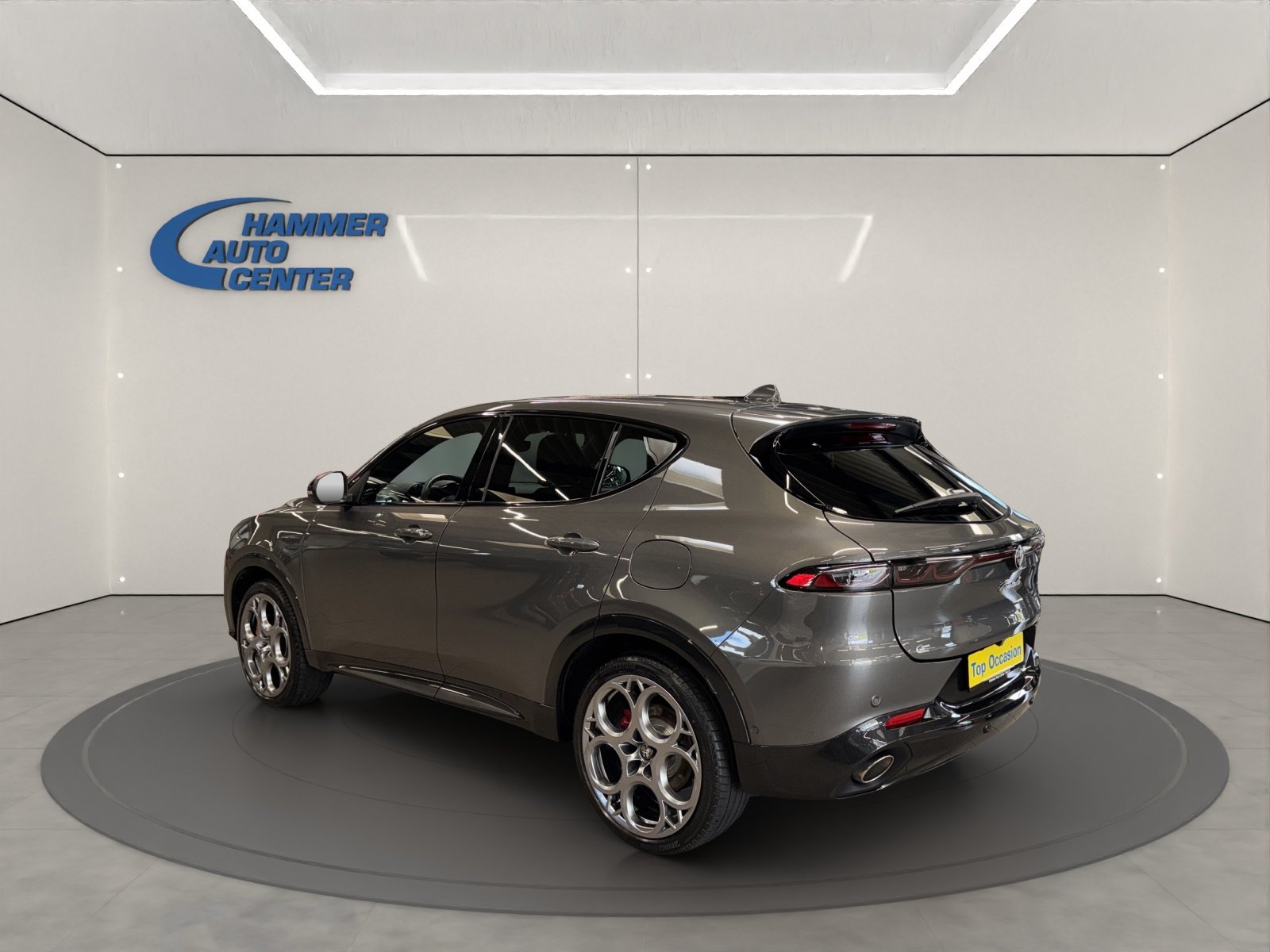 ALFA ROMEO Tonale 1.3 Plug-in Hybrid Veloce Q4, Benzin, Occasion / Gebraucht, Automatik - 2