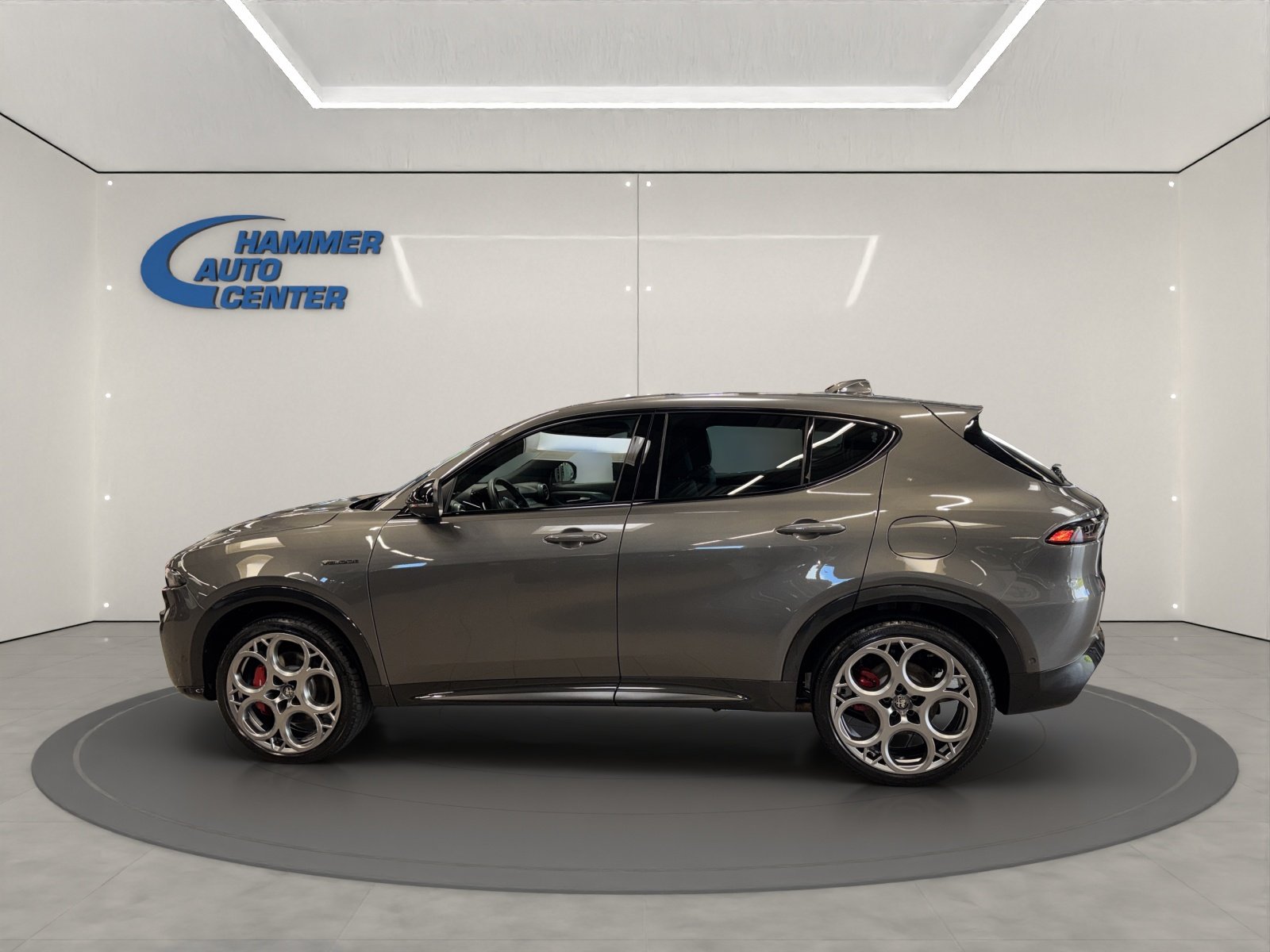 ALFA ROMEO Tonale 1.3 Plug-in Hybrid Veloce Q4, Benzin, Occasion / Gebraucht, Automatik - 3