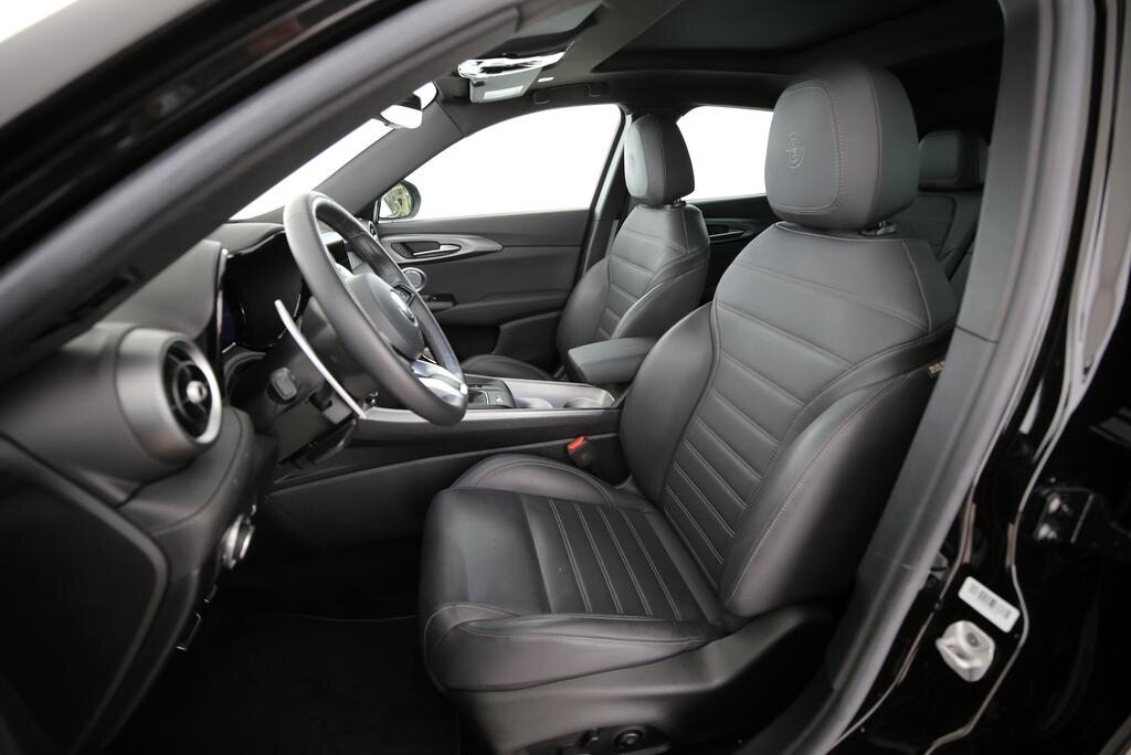 ALFA ROMEO Tonale 1.3 Plug-in Hybrid Veloce Q4, Plug-in-Hybrid Benzin/Elektro, Occasion / Gebraucht, Automatik - 4