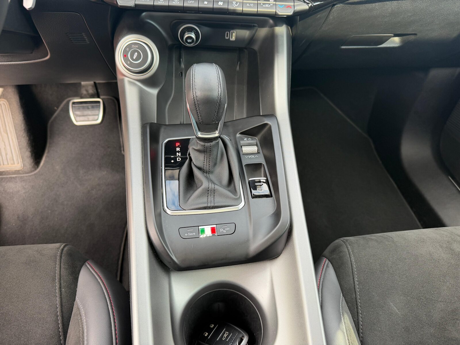 ALFA ROMEO Tonale 1.3 Plug-in Hybrid Veloce Q4, Hybride Rechargeable Essence/Électricité, Occasion / Utilisé, Automatique - 6