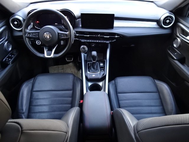 ALFA ROMEO TONALE 1.5 Veloce Pack Premium, Mild-Hybrid Benzin/Elektro, Occasion / Gebraucht, Automatik - 2