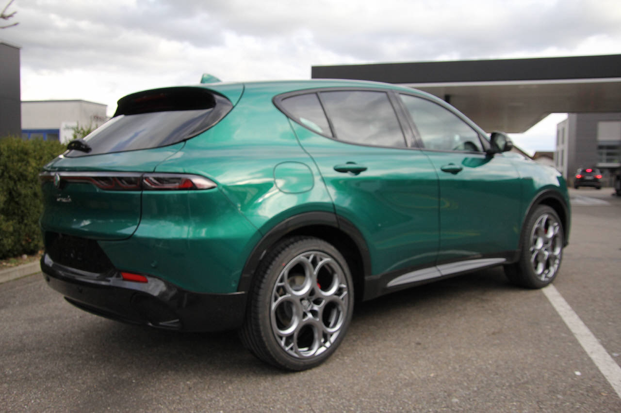 ALFA ROMEO Tonale 1.5 Veloce Pack Premium Sky, Mild-Hybrid Benzin/Elektro, Vorführwagen, Automatik - 3