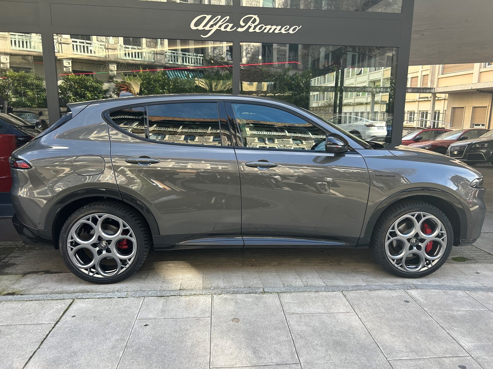 ALFA ROMEO Tonale PHEV Q4 Ve P Pr Sk, Plug-in-Hybrid Benzina/Elettrica, Auto dimostrativa, Automatico - 3