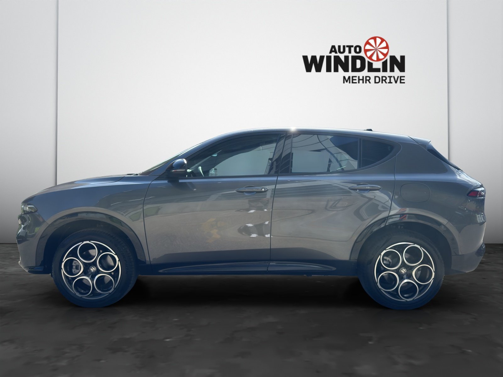 ALFA ROMEO Tonale 1.3 Plug-in Hybrid Sprint Edition Q4, Plug-in-Hybrid Petrol/Electric, Ex-demonstrator, Automatic - 3