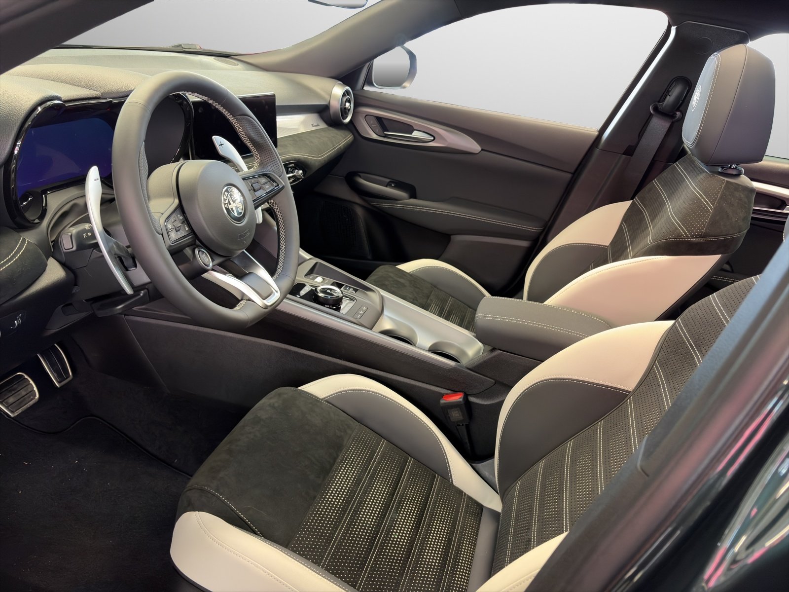 ALFA ROMEO Tonale 1.3 Plug-in Hybrid Sport Speciale Launch Q4 MY26, Plug-in-Hybrid Benzin/Elektro, Vorführwagen, Automatik - 5