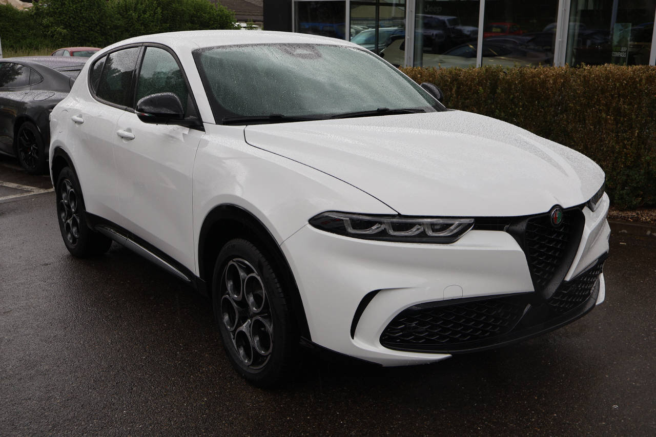 ALFA ROMEO Tonale 1.3 Plug-in Hybrid Sport Speciale Launch Q4, Plug-in-Hybrid Benzina/Elettrica, Auto dimostrativa, Automatico - 2