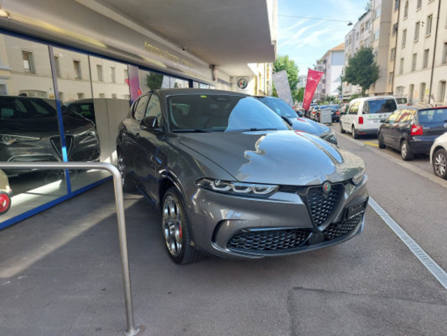 ALFA ROMEO TONALE PHEV Q4 Ti P. Prem, Plug-in-Hybrid Petrol/Electric, Ex-demonstrator, Automatic - 2