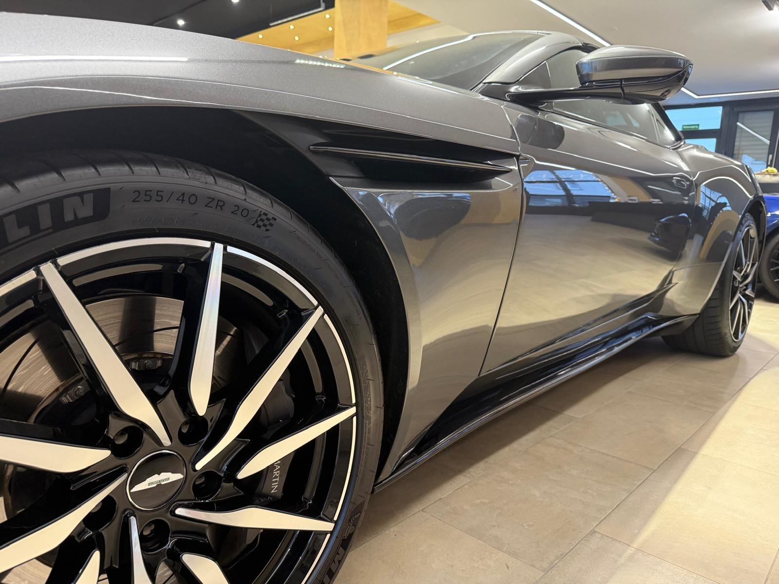 ASTON MARTIN DB11, Benzina, Occasioni / Usate, Automatico - 5