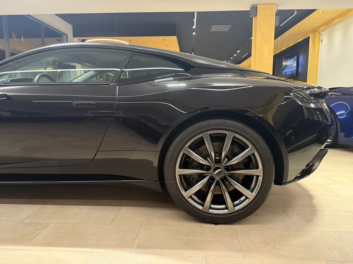 ASTON MARTIN DB11 V12 Launch Edition Touchtronic 3, Benzina, Occasioni / Usate, Automatico - 5