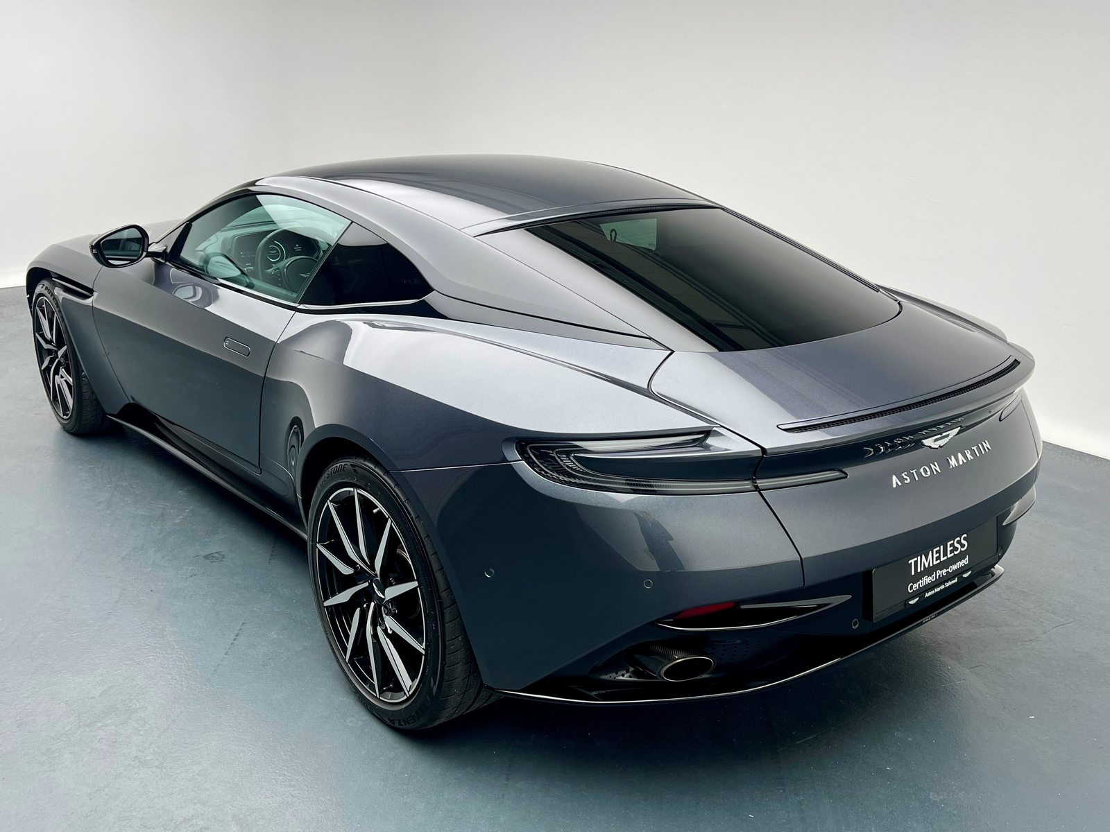 ASTON MARTIN DB11 Coupé 5.2 V12 Bi-Turbo, Benzina, Occasioni / Usate, Automatico - 2