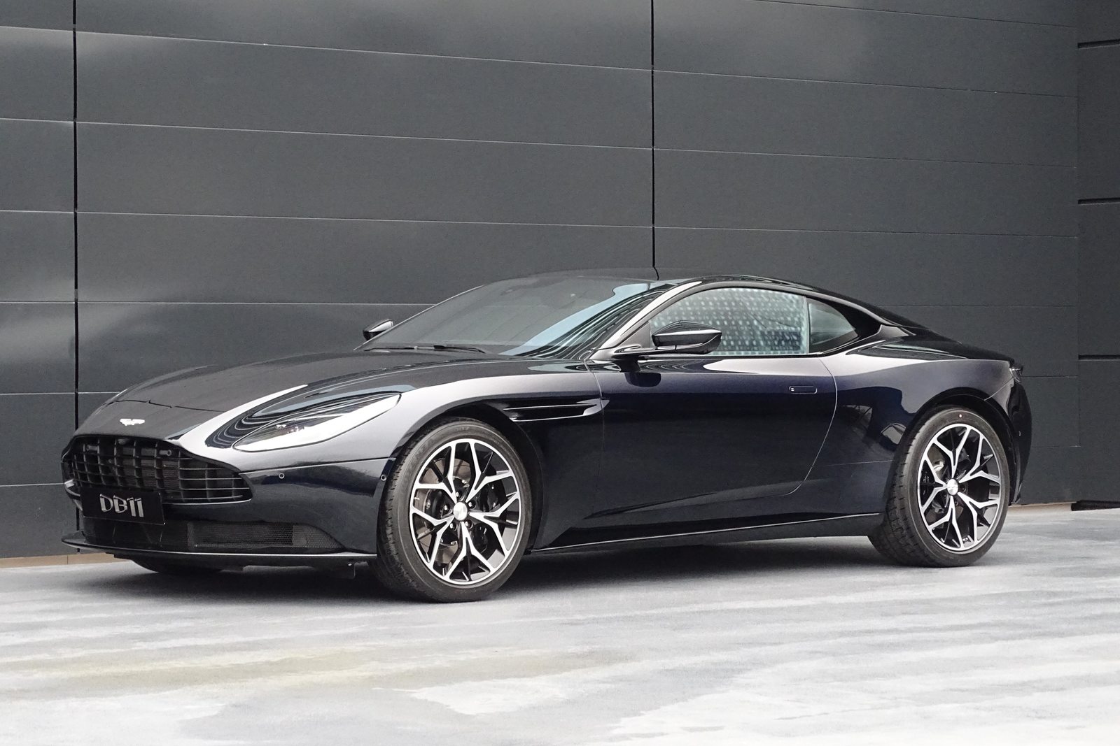 ASTON MARTIN DB11 Coupé 4.0 V8 Bi-Turbo