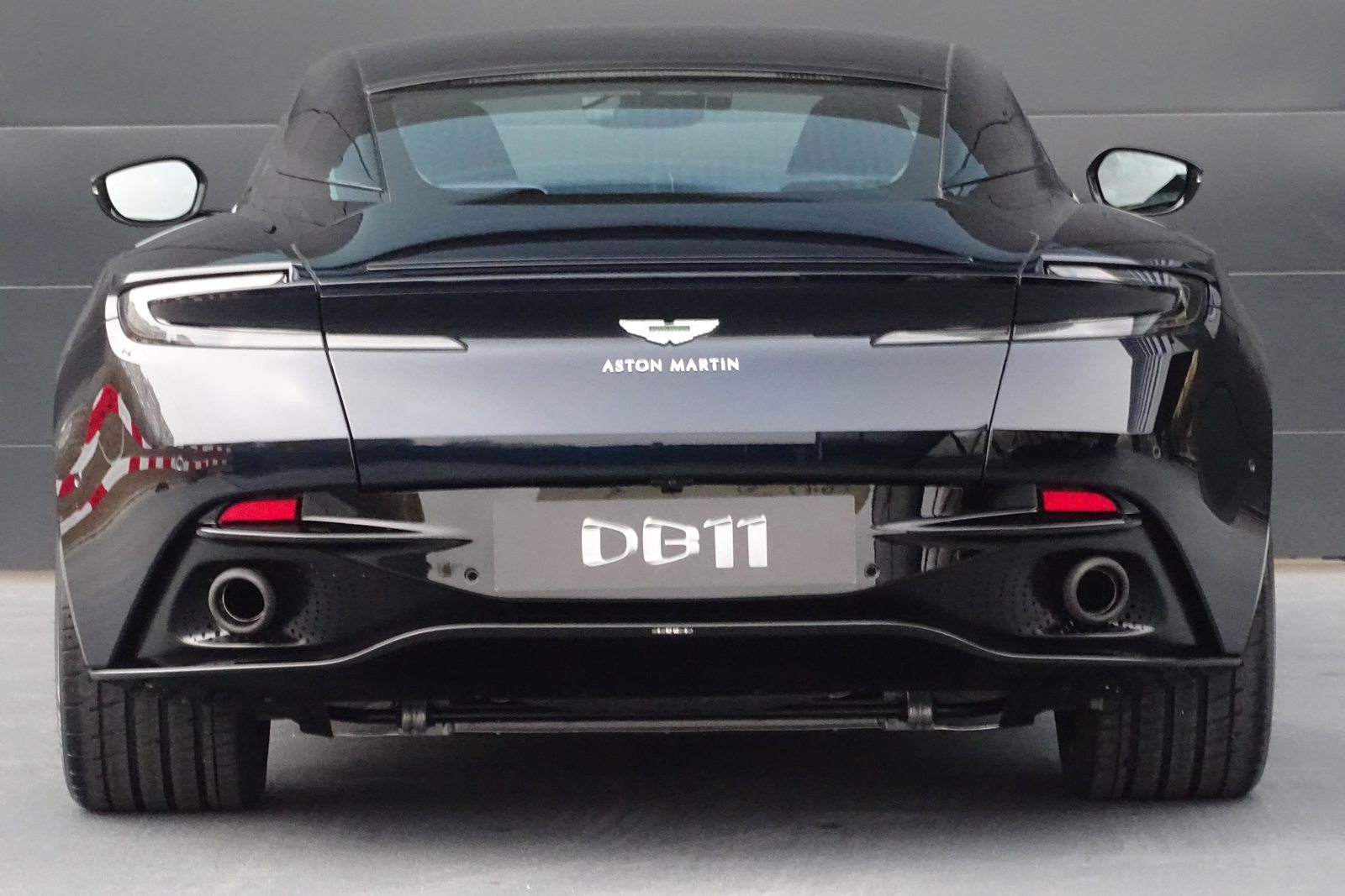 ASTON MARTIN DB11 Coupé 4.0 V8 Bi-Turbo, Benzina, Occasioni / Usate, Automatico - 5