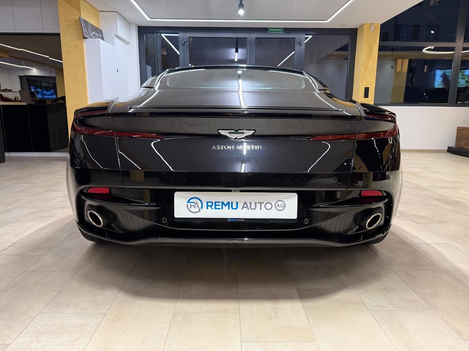 ASTON MARTIN DB11 V8 Touchtronic 3, Benzina, Occasioni / Usate, Automatico - 7