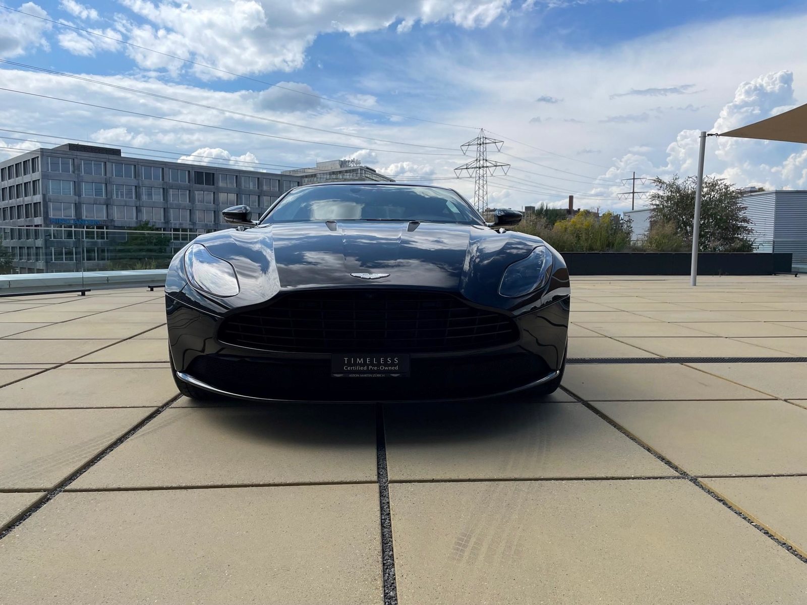 ASTON MARTIN DB11 Coupé 5.2 V12 Bi-Turbo AMR, Benzin, Occasion / Gebraucht, Automatik - 4