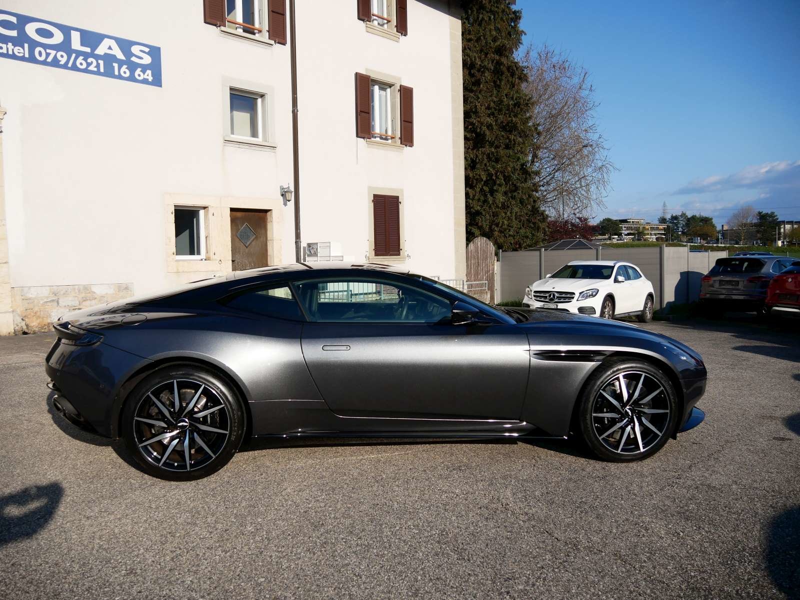 ASTON MARTIN DB11 V8 Touchtronic 3, Petrol, Second hand / Used, Automatic - 5