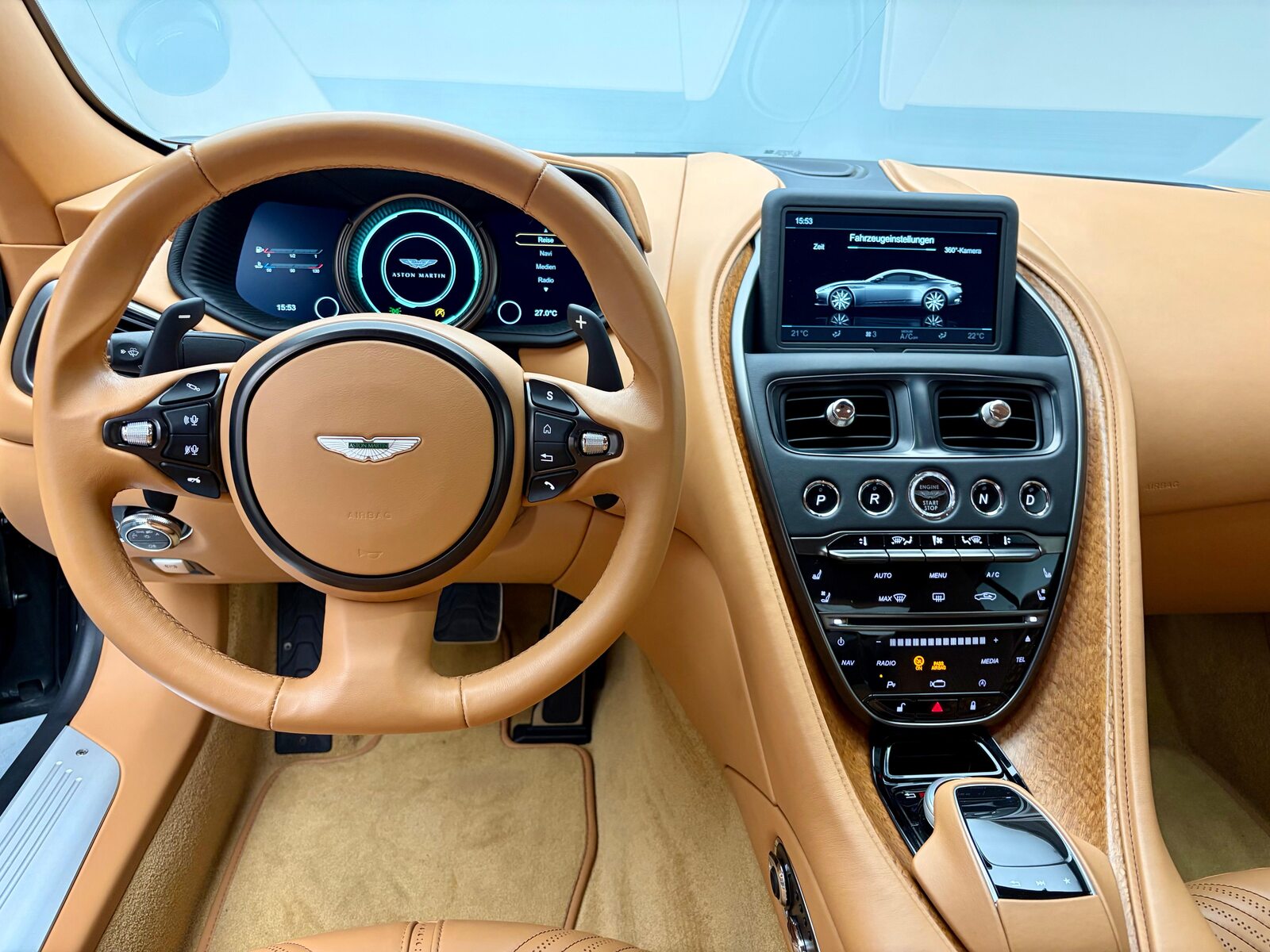ASTON MARTIN DB11 Coupé 5.2 V12 Bi-Turbo Launch Ed., Petrol, Second hand / Used, Automatic - 5