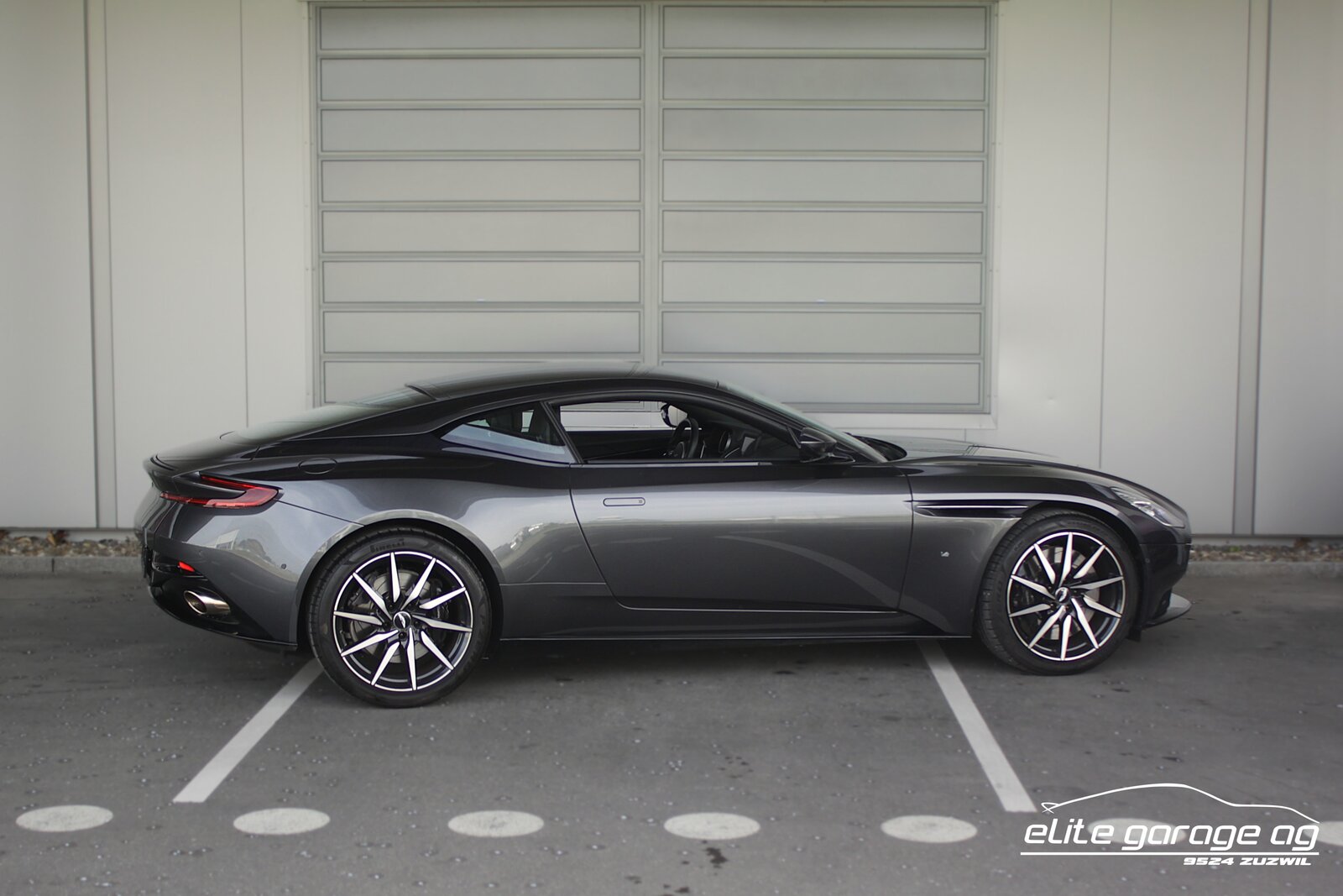 ASTON MARTIN DB11 V12 Touchtronic 3, Essence, Occasion / Utilisé, Automatique - 5