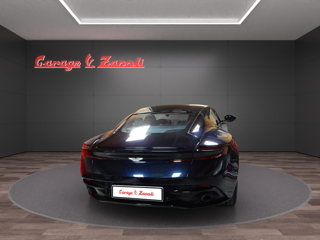 ASTON MARTIN DB11 Coupé 5.2 V12 Bi-Turbo, Benzin, Occasion / Gebraucht, Automat - 5