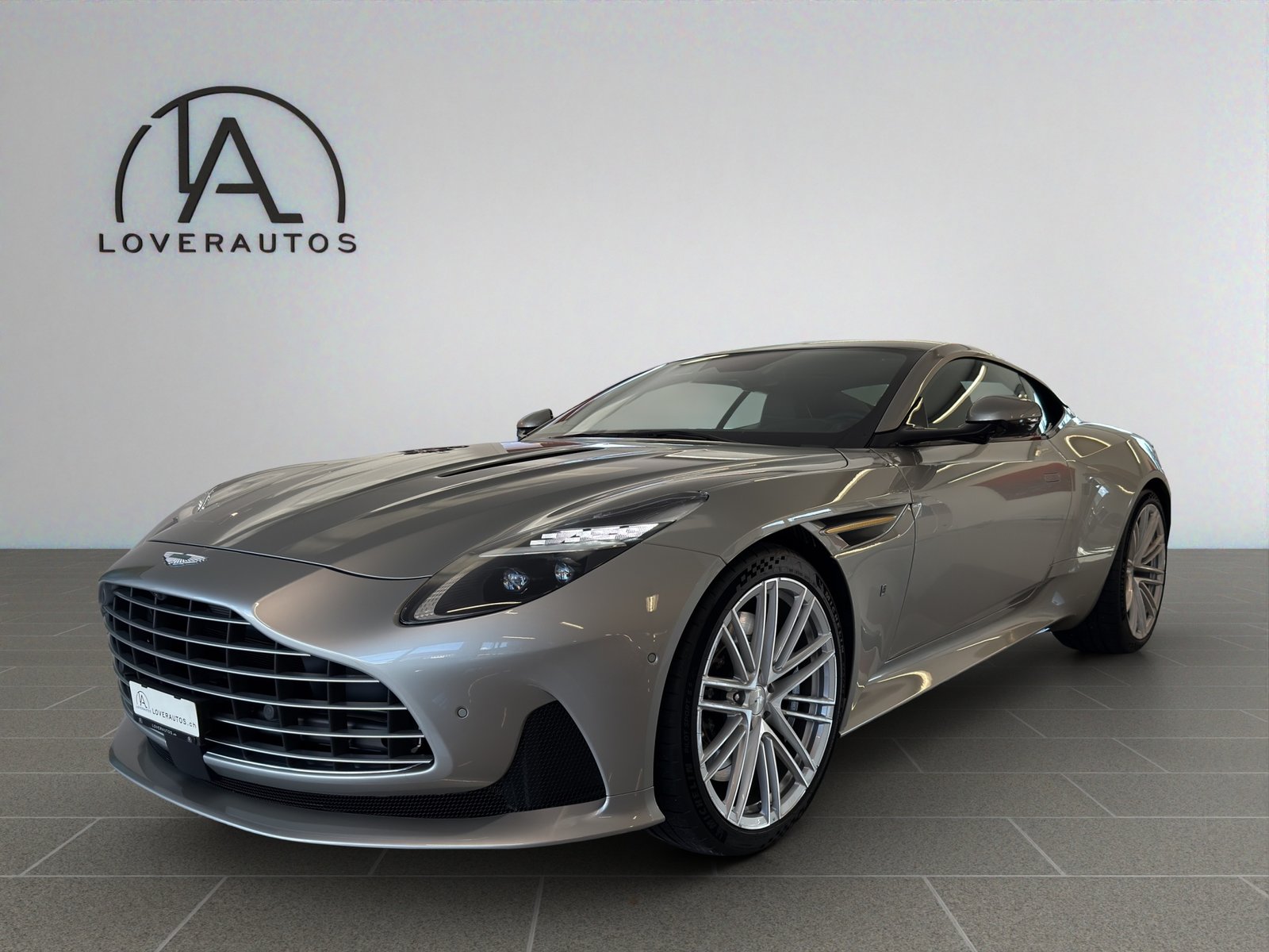 ASTON MARTIN DB12 4.0 V8 Bi-Turbo 1 of 60 Goldfinger Edition, Essence, Voiture nouvelle, Automatique - 7