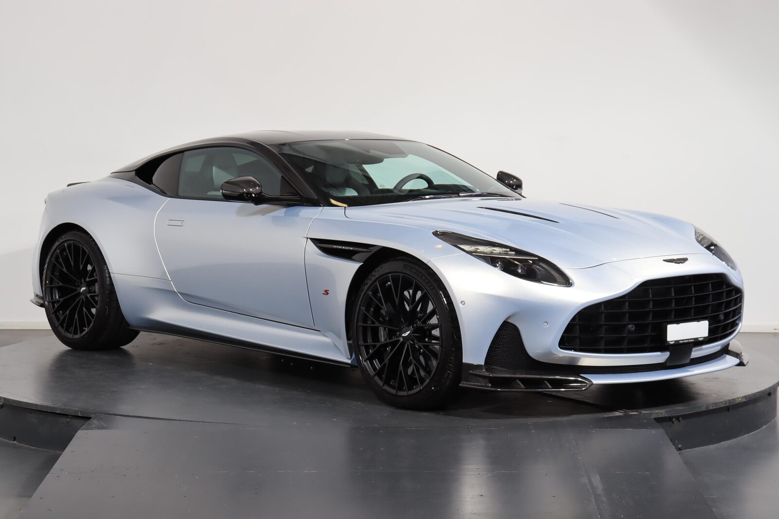 ASTON MARTIN DB12 Coupé 4.0 S V8 Bi-Turbo