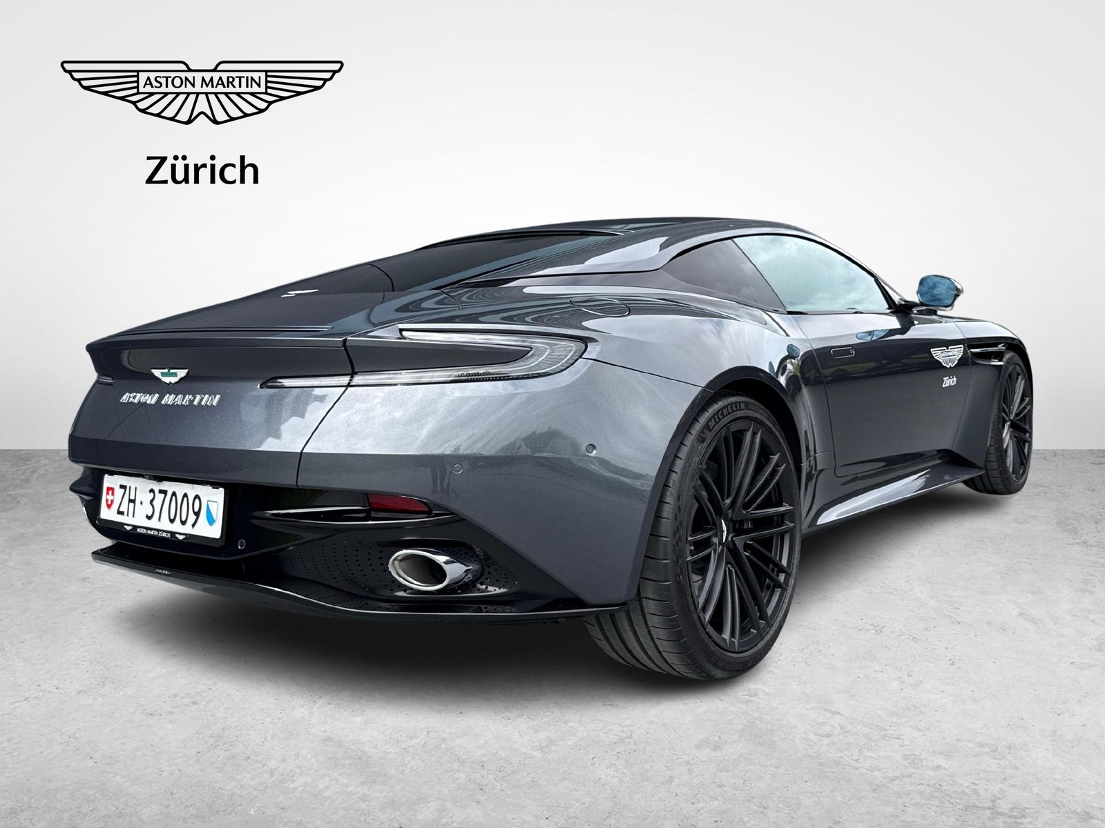 ASTON MARTIN DB12 Coupé 4.0 V8 Bi-Turbo, Petrol, Ex-demonstrator, Automatic - 5