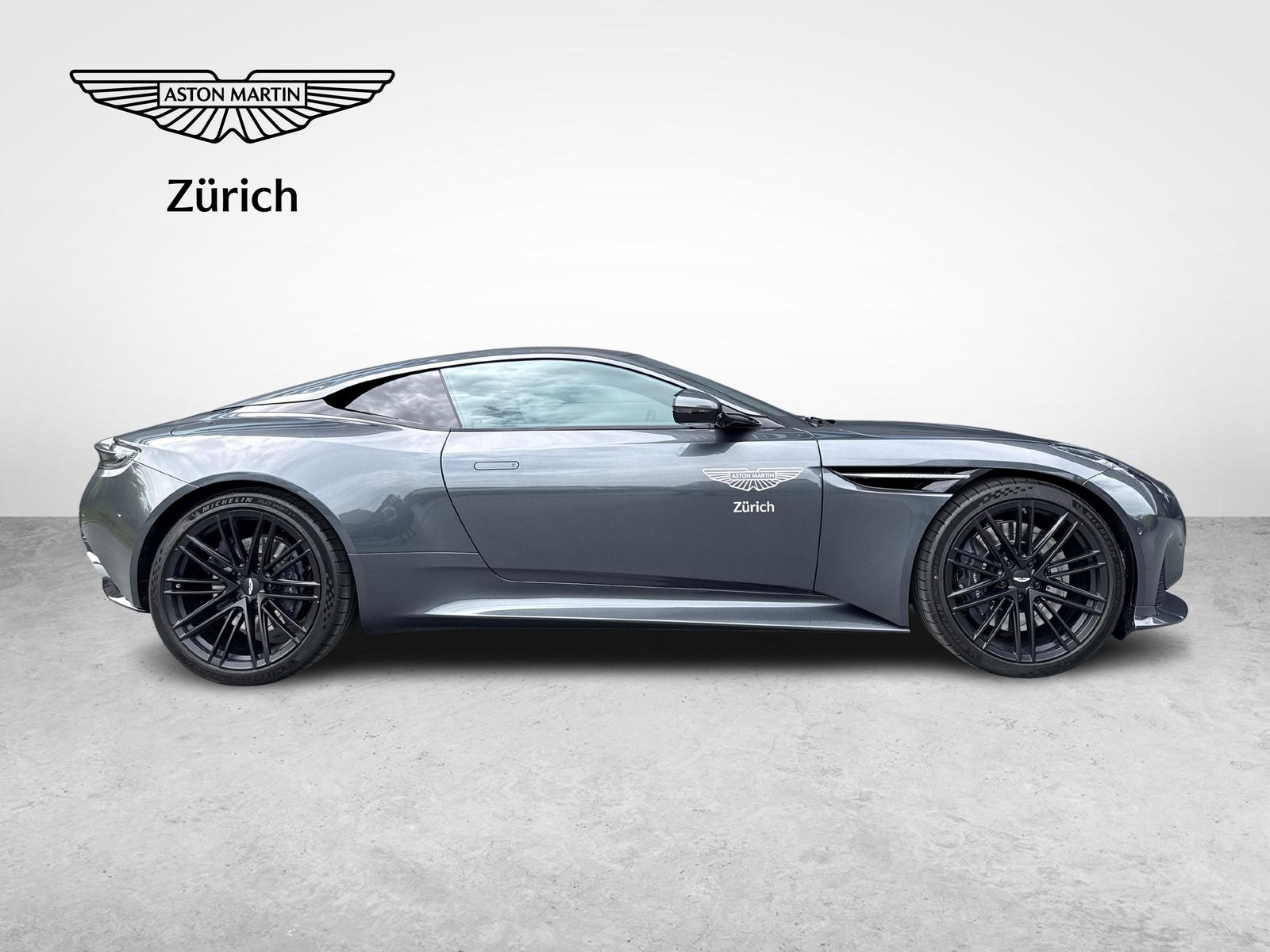 ASTON MARTIN DB12 Coupé 4.0 V8 Bi-Turbo, Petrol, Ex-demonstrator, Automatic - 6