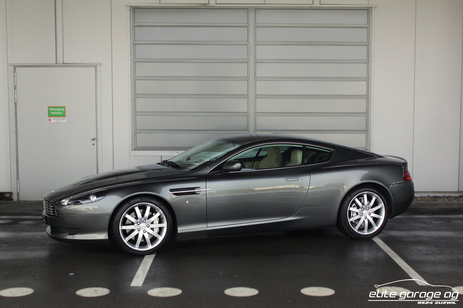 ASTON MARTIN DB9 Touchtronic 2