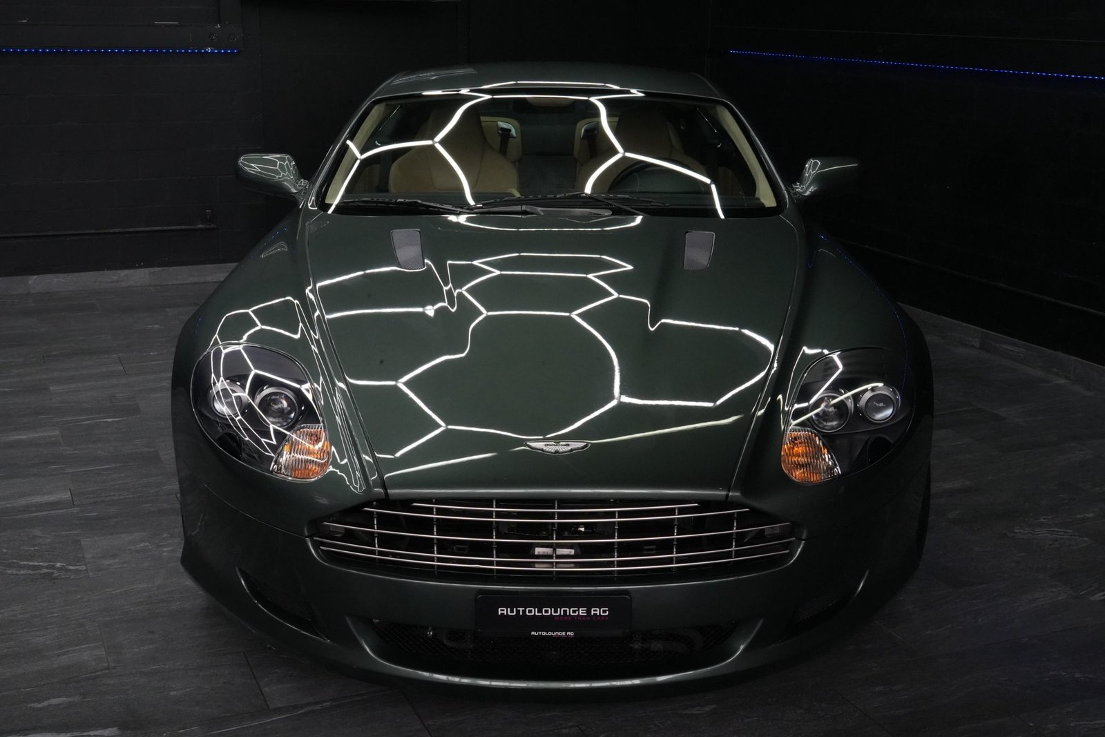 ASTON MARTIN DB9 Touchtronic 2, Benzin, Occasion / Gebraucht, Automatik - 3