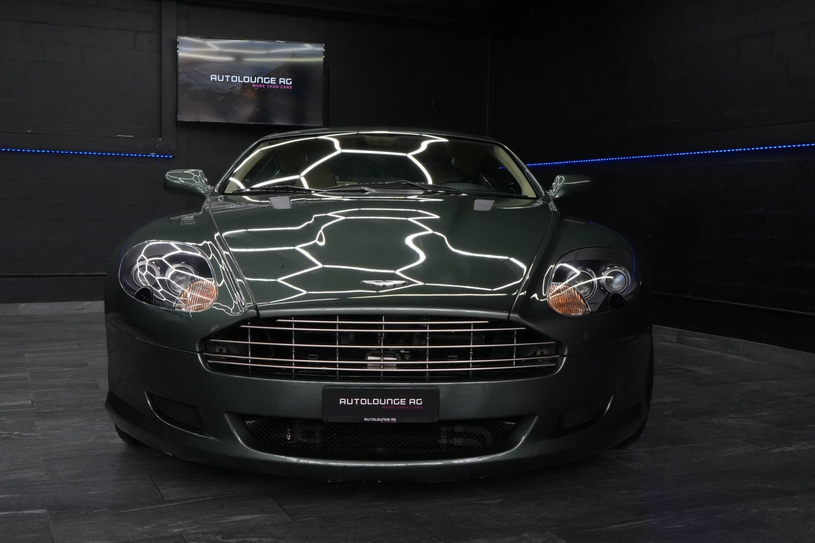 ASTON MARTIN DB9 Touchtronic 2, Benzin, Occasion / Gebraucht, Automatik - 5